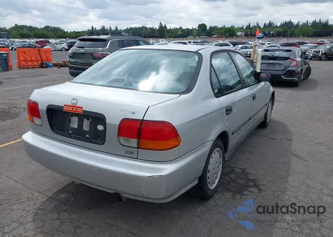 1997 Honda Civic Dx из США, поврежденный, VIN 2HGEJ6627VH584447